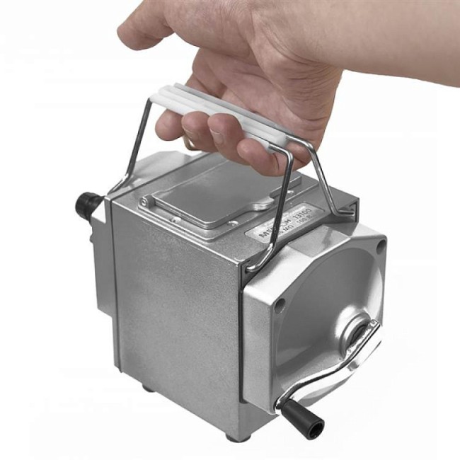 Измеритель сопротивления изоляции (мегаомметр) МЕГЕОН 13100 Измеритель сопротивления изоляции (мегаомметр) МЕГЕОН 13100